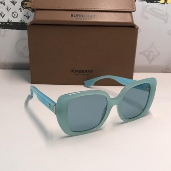 NEW AUTHENTIC Burberry Blue Women\'s Sunglasses BE4371 4086 main image 9